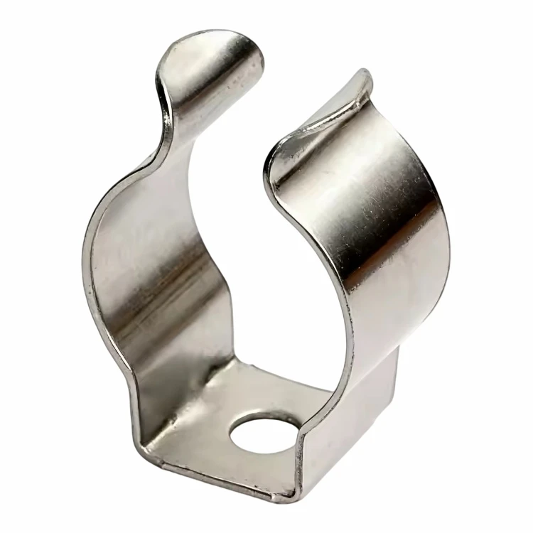 Clips metálicos resistentes