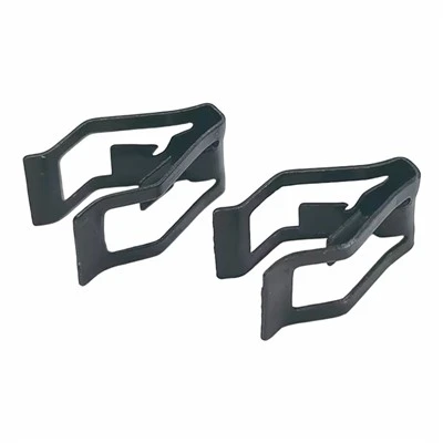 Clips metálicos en U